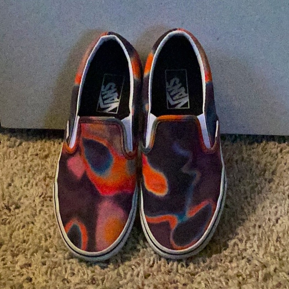 Vans slip on sneakers. Multicolor/tie die. Men’s 5 women’s 6.5